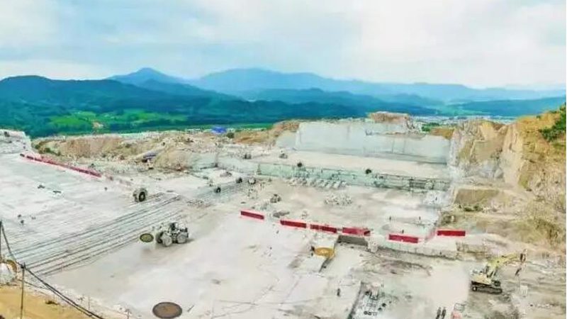 石英石台面：揭秘其背后的材料奥秘与选购要点